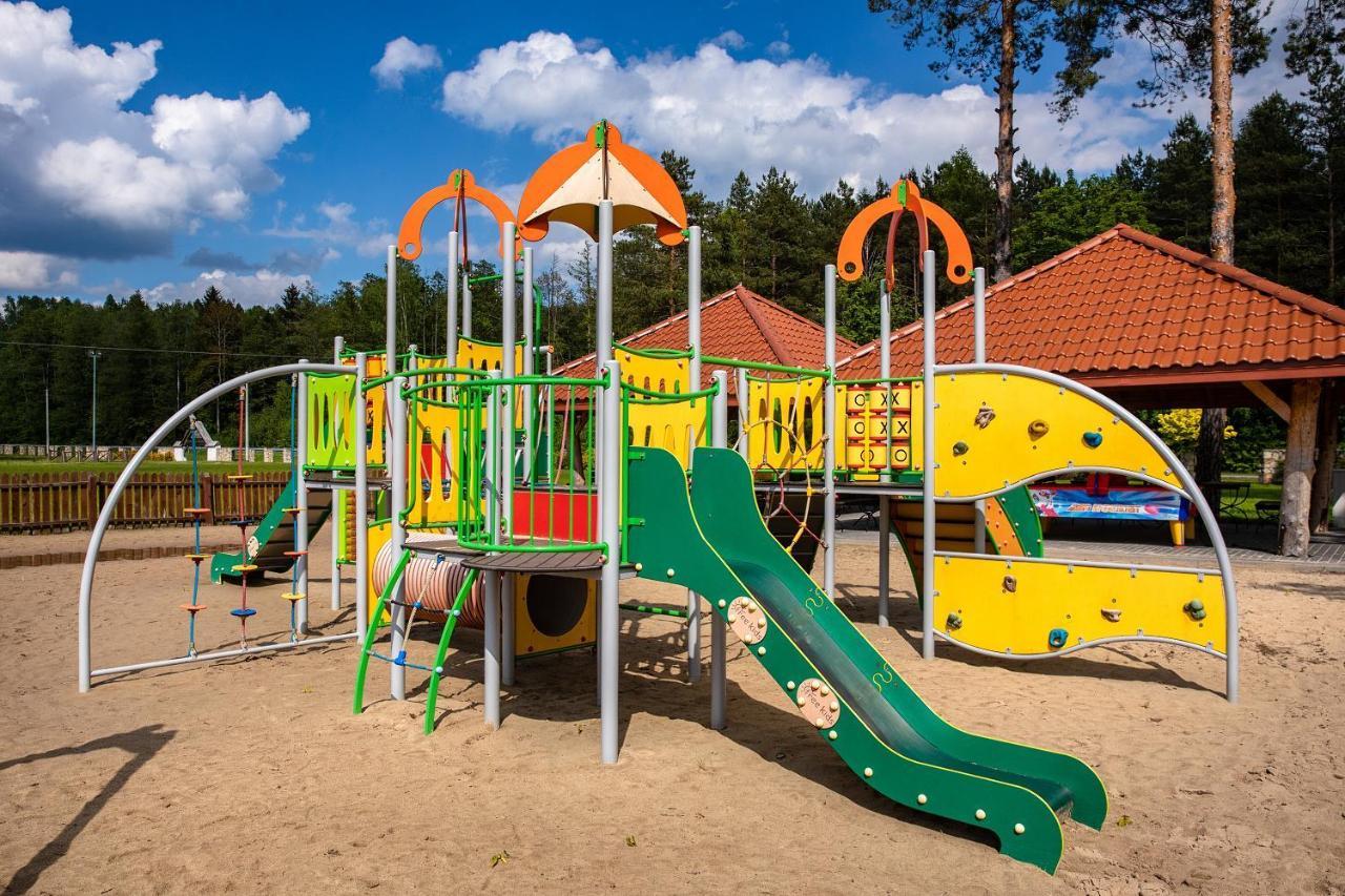 Debowy Dwor Otel Ruda Rozaniecka Dış mekan fotoğraf